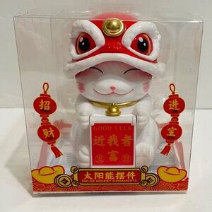 Solar Powered Maneki Neko welcoming lucky cat With Dragon Dancing Hat,4”